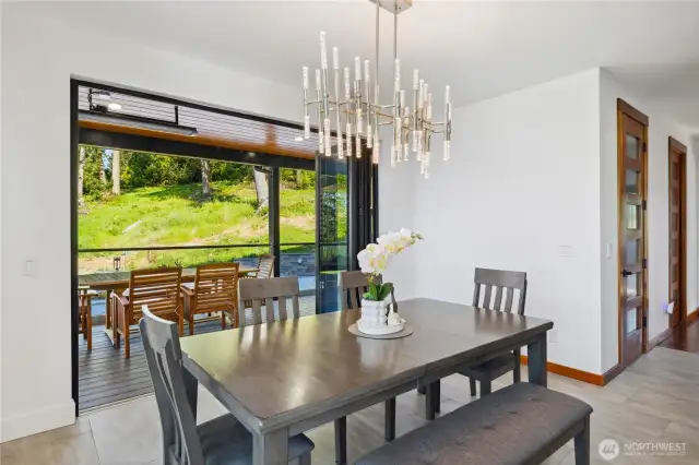 Double slider patio doors open and slide open completely