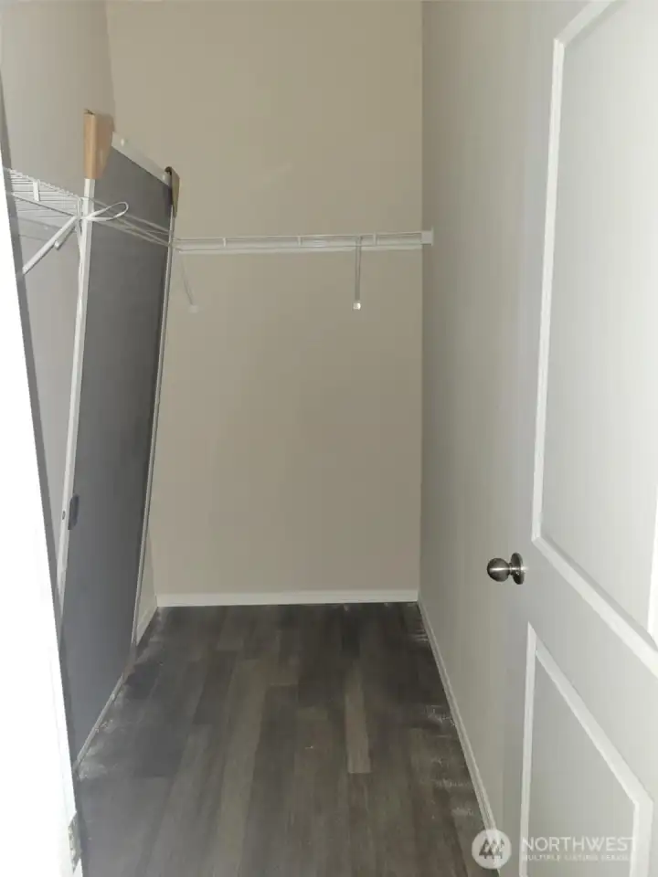 Walk-in Closet