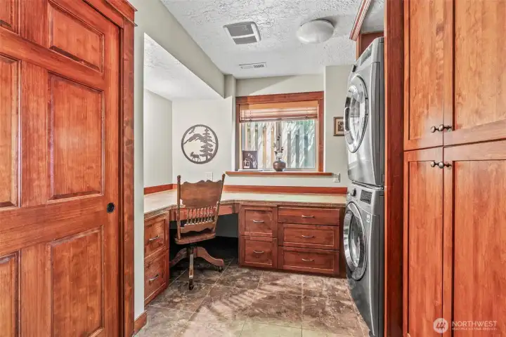 Basement Office/Laundry.