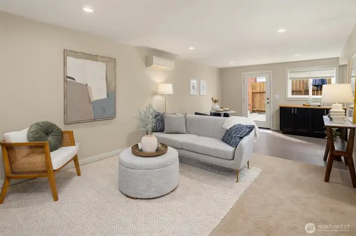 Large and spacious one bedroom MIL.