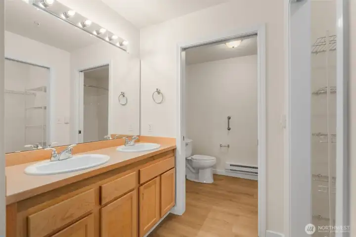 Full Bath in the Primary
