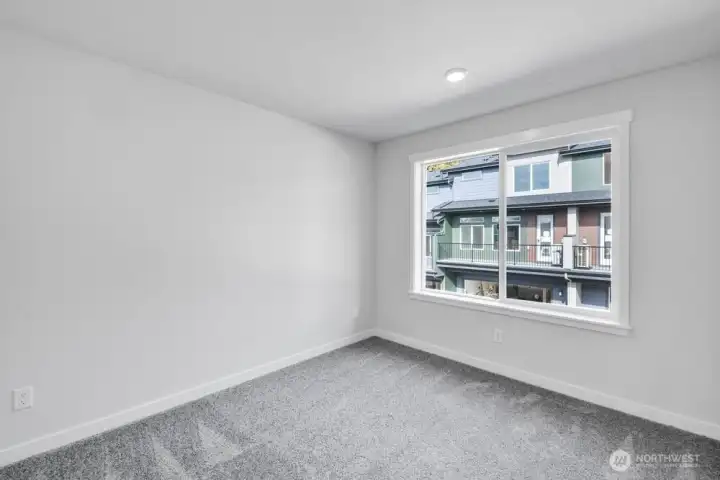13211 NE 127th Way Unit B - Ready Now!