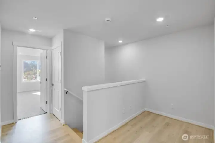 13211 NE 127th Way Unit B - Ready Now!