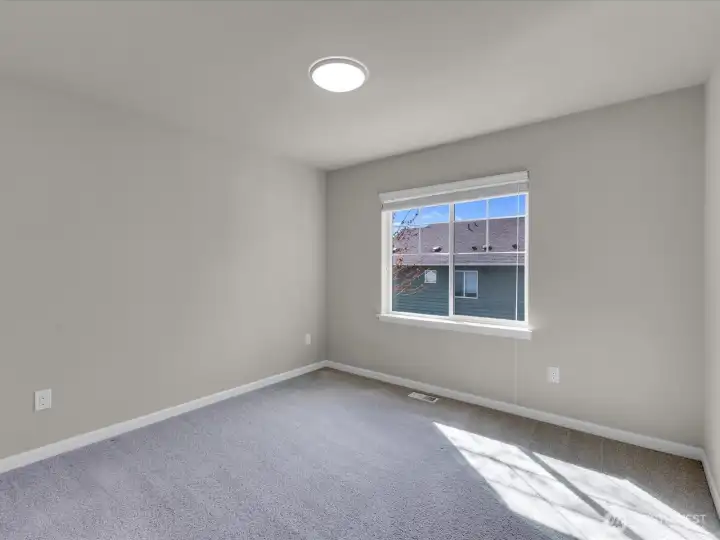 additional bedroom 1