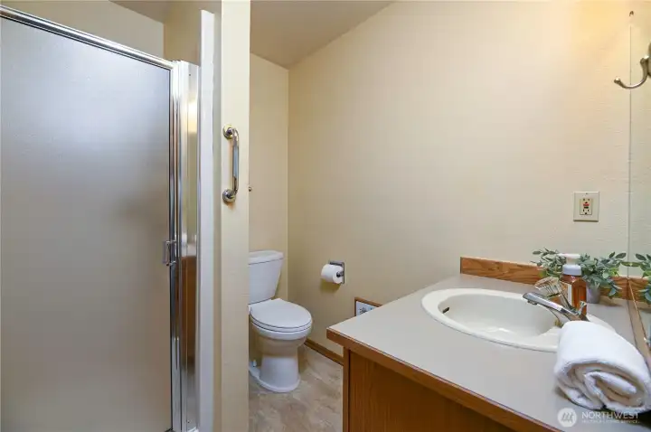 3/4 Bath 3/4 Bath