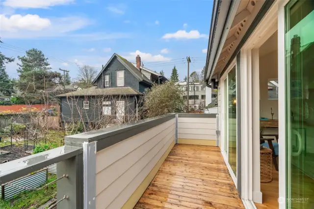 upper level deck off of living/kitchen area