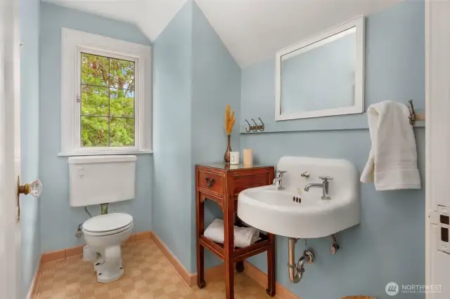 Upstairs Bath