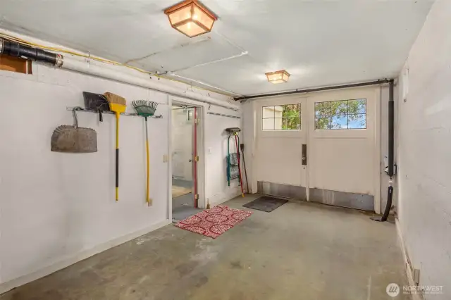 Attached Garage