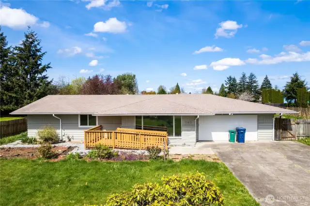 Located close to freeway access, parks and amenities.