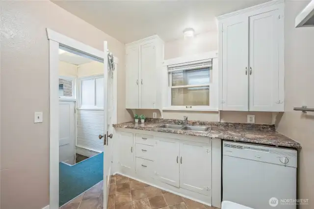 Unit 104 Kitchen