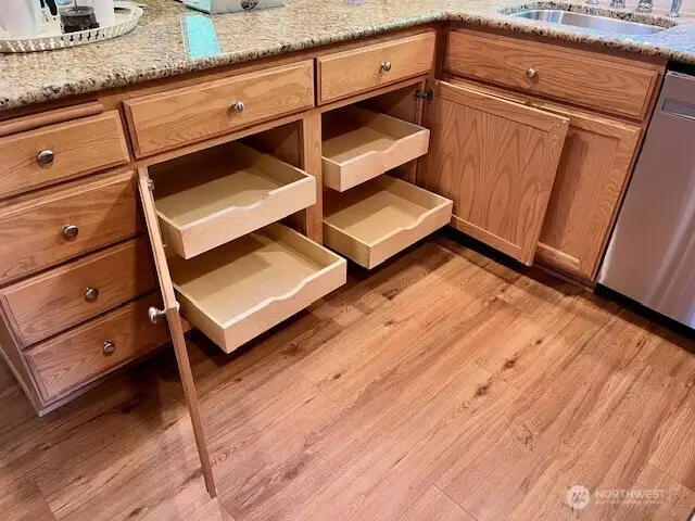 No more digging for pots and pans!