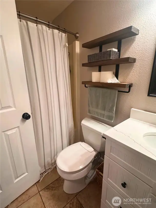 Main bathroom