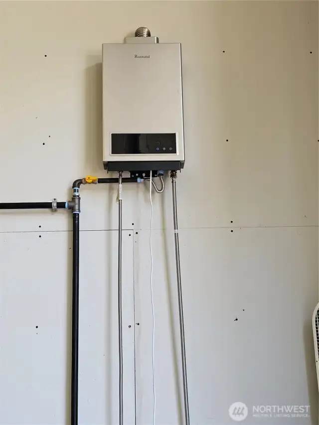 Shop waterheater