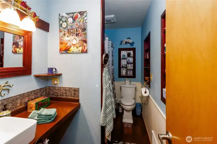 full bath main level