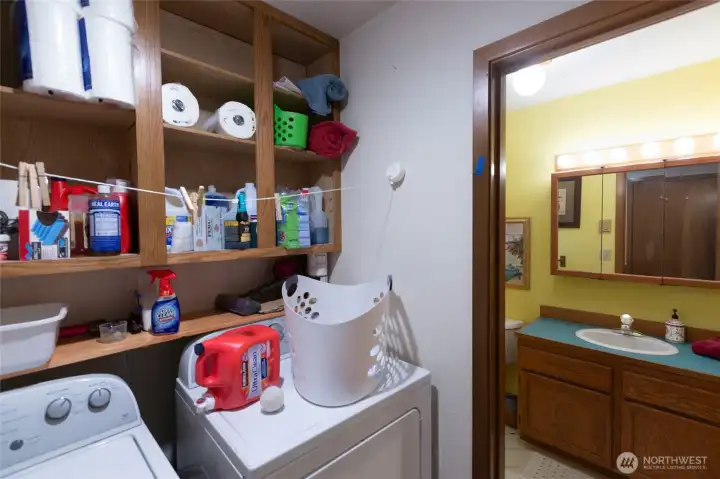 laundry main level