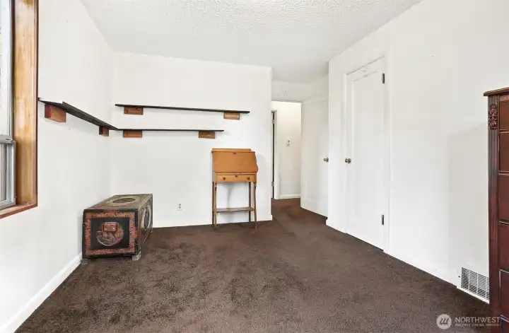 Main bedroom.