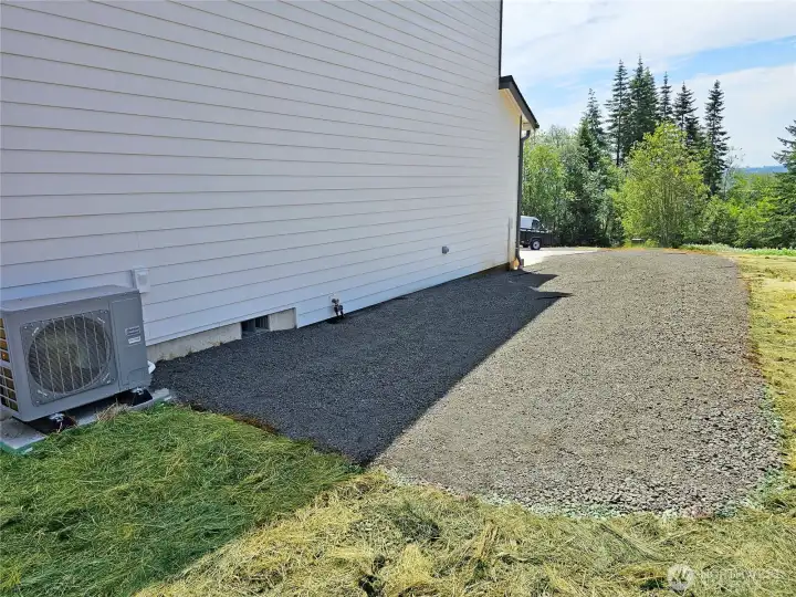 Additional parking area for the boat or RV