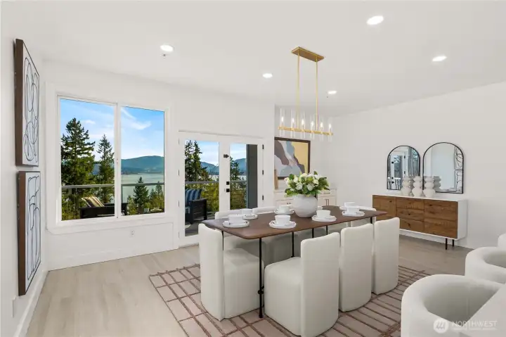 The spacious dining area overlook the gorgeous view of the lake and mountain