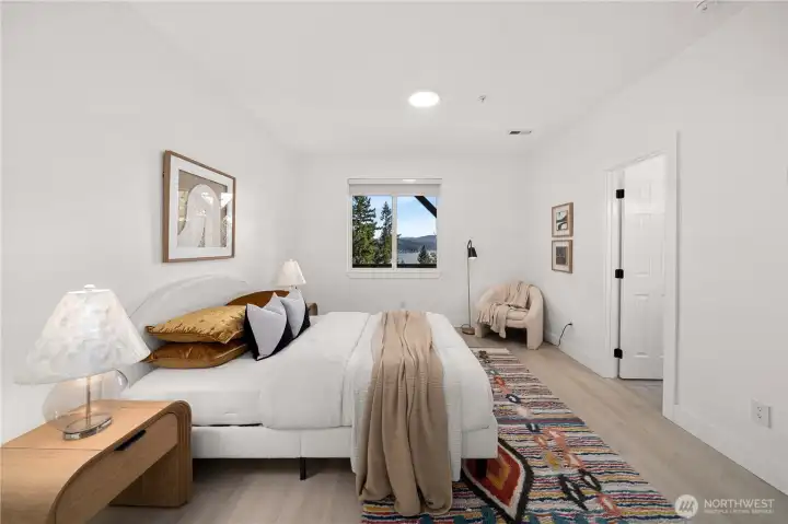 3rd bedroom with views