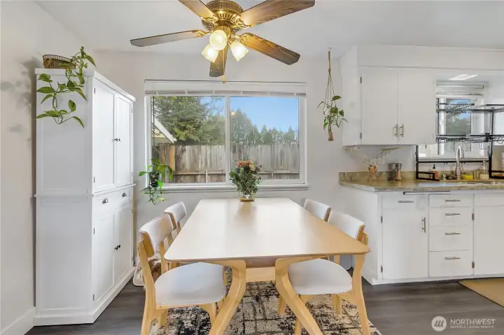 Dining area of Unit 8313.
