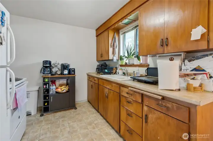 Kitchen in unit 8311.