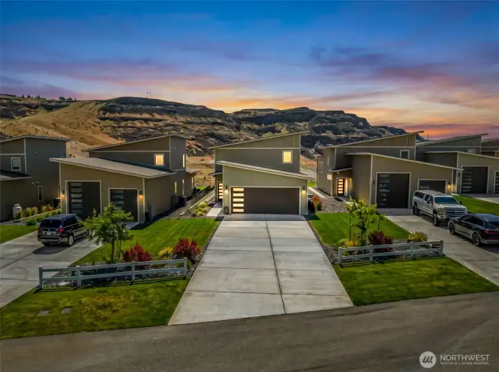 Welcome to 9779 Ridgeview Drive, Quincy