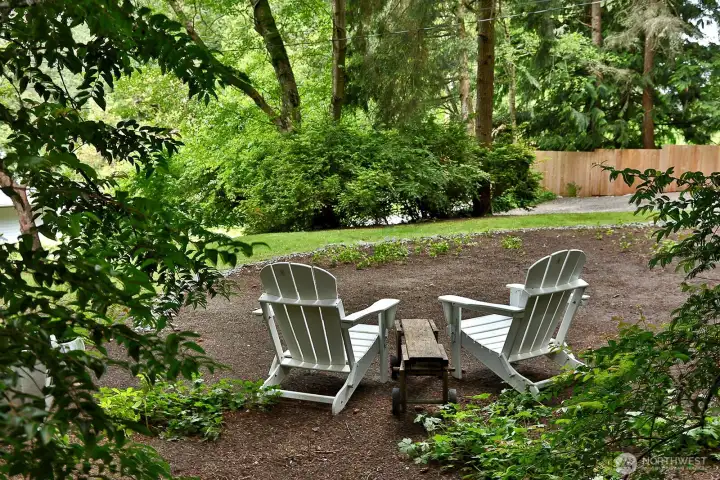 One of several outdoor sitting areas.