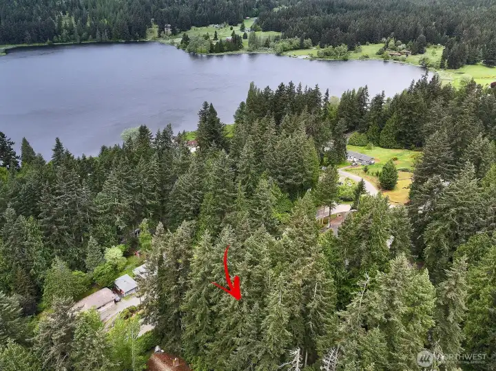 And only a short stroll to Lone Lake with private community access.