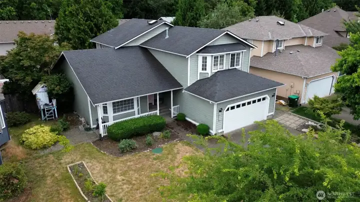 LOTS OF HOUSE FOR A GREAT PRICE