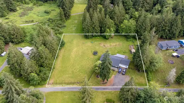 The perfect size lot for some elbow room. Do you want to room to park your RV?