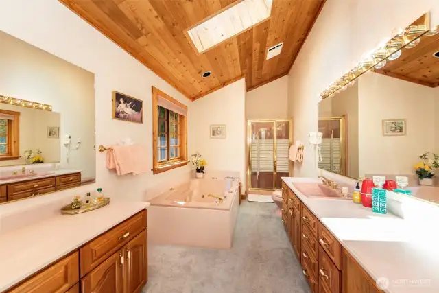 West Primary bath with jetted tub, shower, 2nd sink