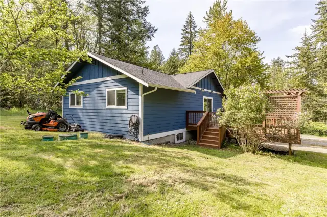 Secluded location with easy access to town