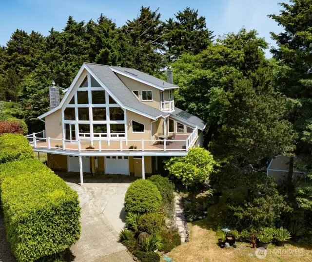 Welcome to your private oasis at the beach. Ocean views nestled at the edge of the forest.
