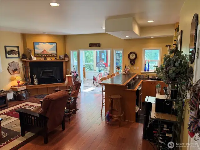 Great for entertaining, watching a football game, convenience of a wet bar
