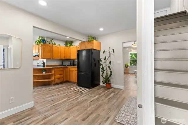 Entry in to kitchen