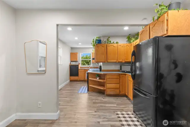 Kitchen/small dining