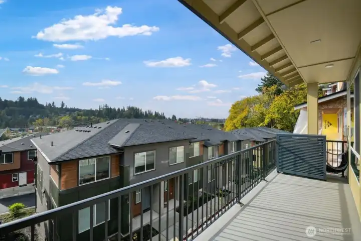 13211 NE 127th Way Unit A - Ready Now!