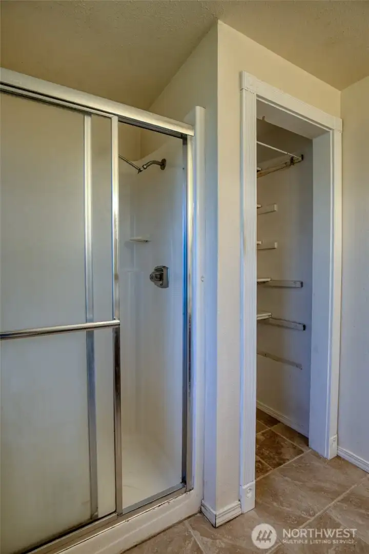 3/4 bath in primary bedroom