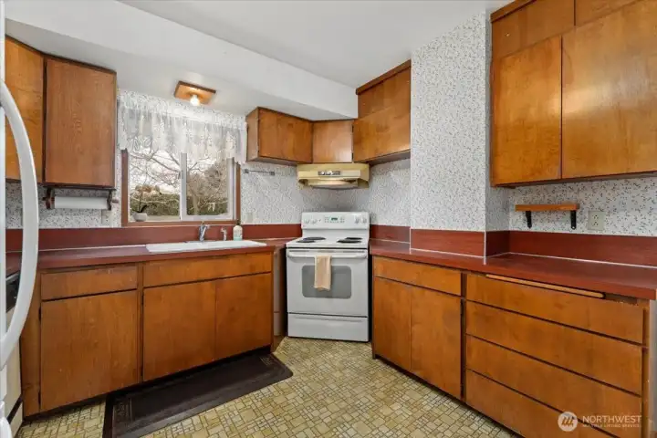 Lots of counterspace