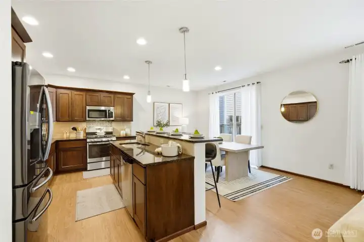 Large island with the sink.