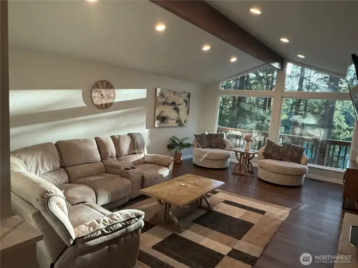 Spacious Living room perfect for hosting large gatherings