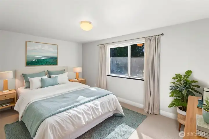 First floor bedroom (Virtually staged)