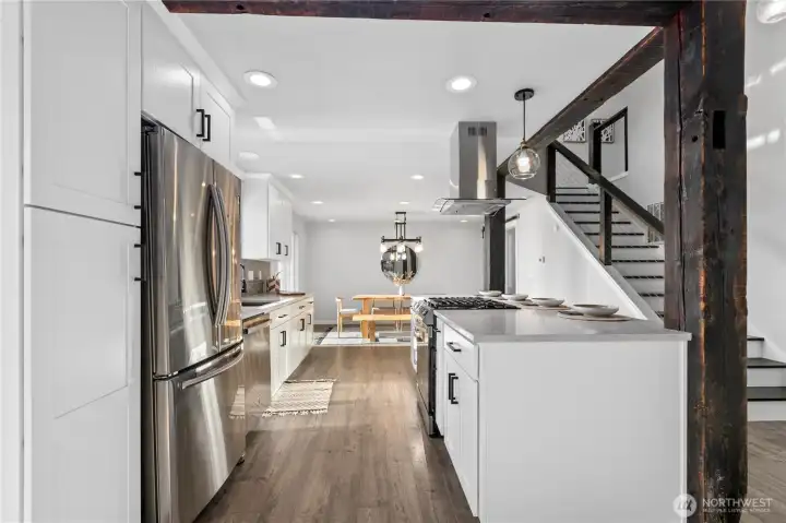 Dining area flows seamlessly to outdoor living spaces, supporting easy indoor-outdoor living year-round. Dining area flows seamlessly to outdoor living spaces, supporting easy indoor-outdoor living year-round.