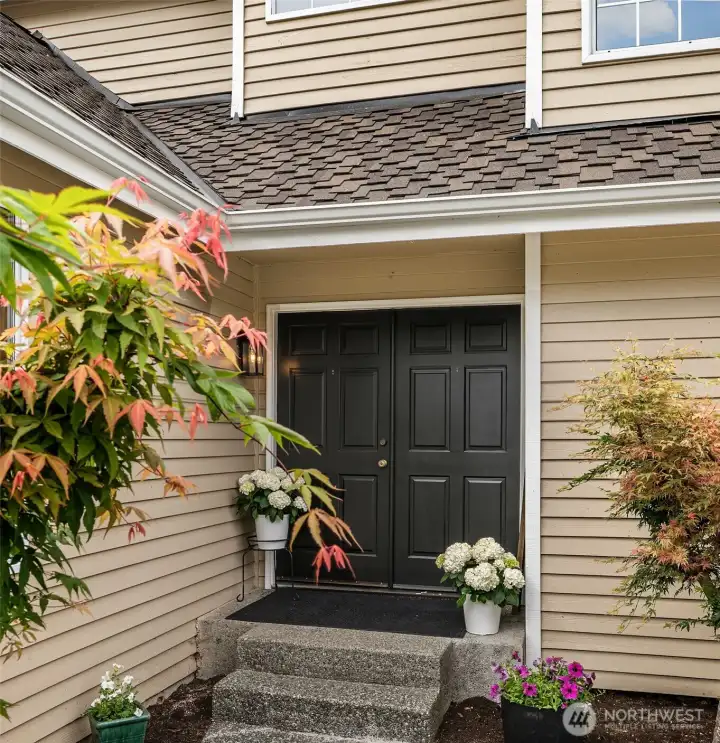 Beautifully Updated 5 Bedroom Home in Bothell
