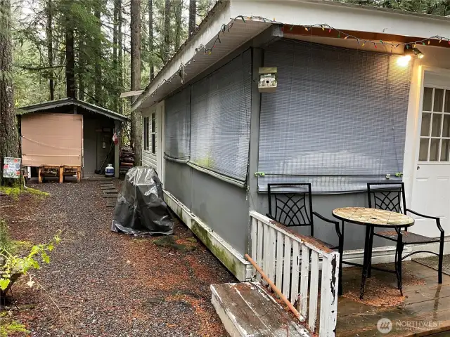 Full length add-a-room