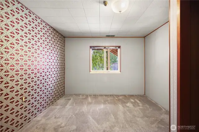 Lower bedroom