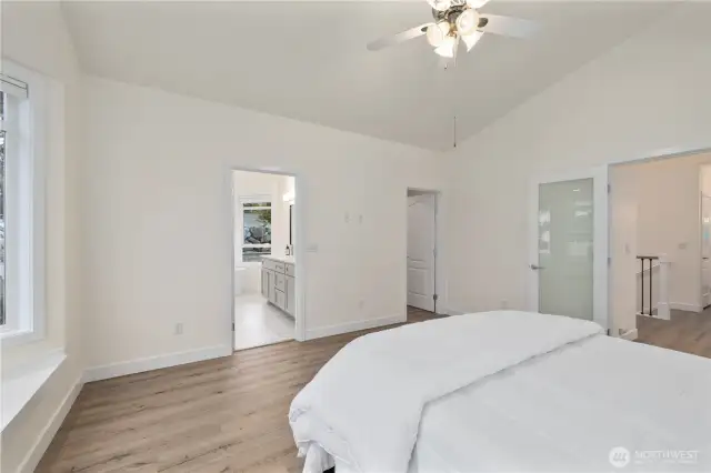 Primary leading to bath & closet