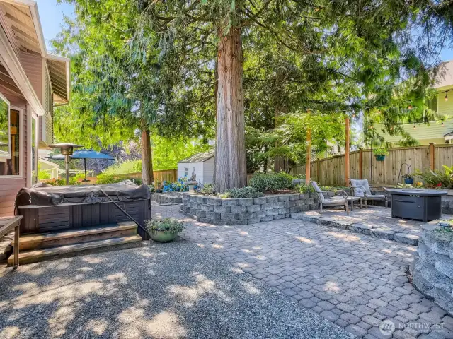 BRILLIANT LANDSCAPING AND PAVING – YET SURPRISINGLY EASY MAINTENANCE.