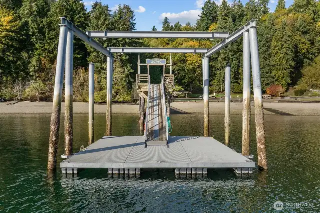 Swimming, fishing, kayaking, boating, and more water fun in the two lakes and on the beaches.