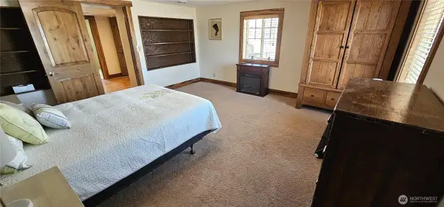 Second bedroom with lovely built in book shelves. Some furniture is negotiable.